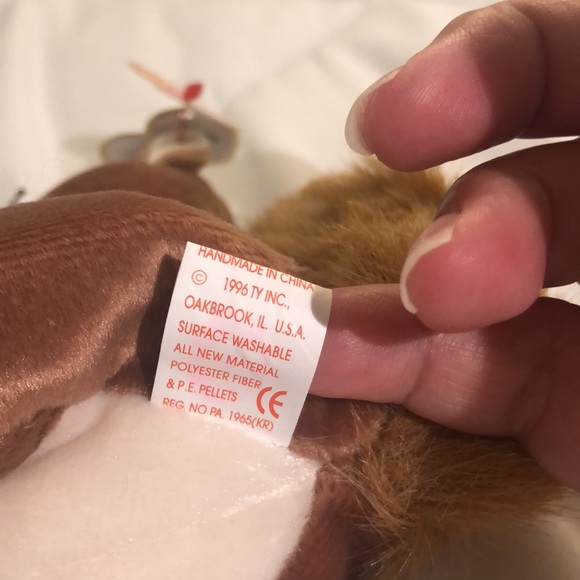“Nuts” TY Beanie Baby, Brown Squirrel, Vintage Collectible 1996 - Picture 12 of 13